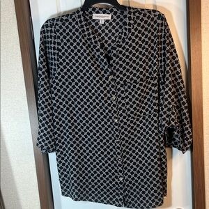 Tempted Hearts Black and White Geometric Button Down Shirt